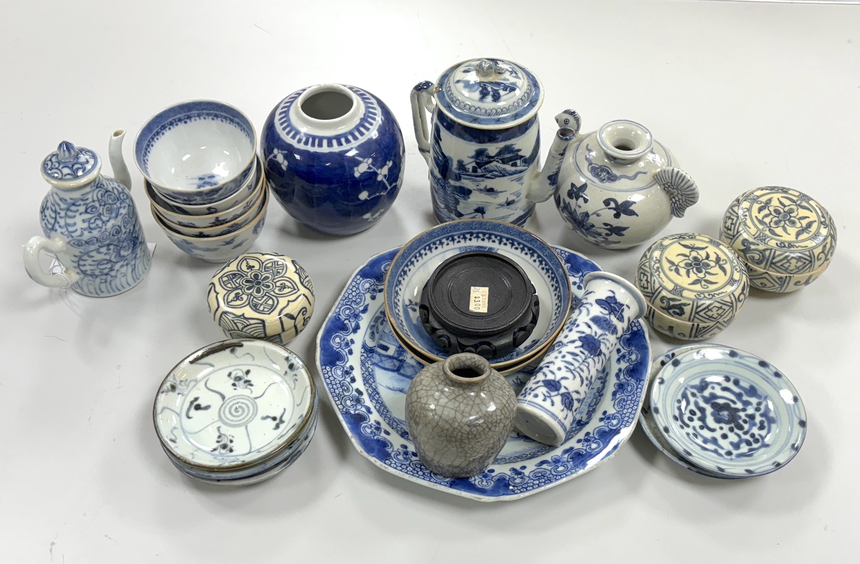 A quantity of Chinese and Annamese blue and white ceramics, 19th century and later